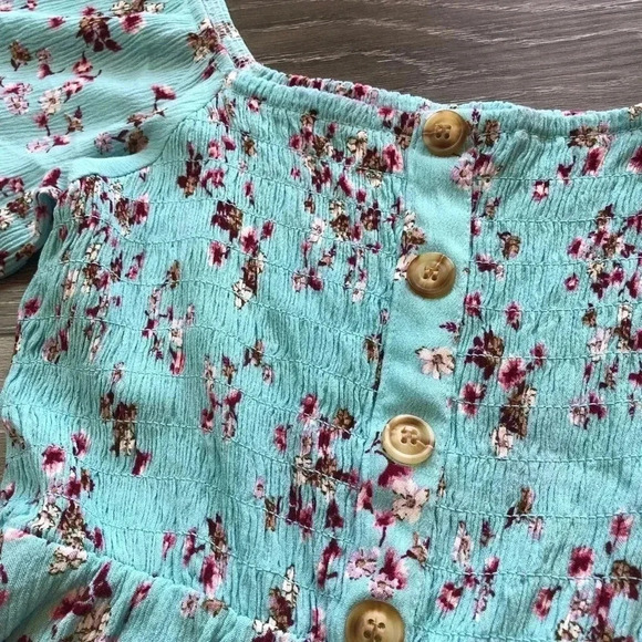 Mi Ami Blue Floral Off Shoulder Short Sleeve Shirt Size XS - Picture 6 of 10